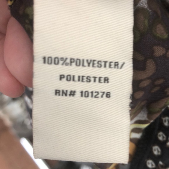 Eci sleeveless top - size M - gently worn - Picture 6 of 7